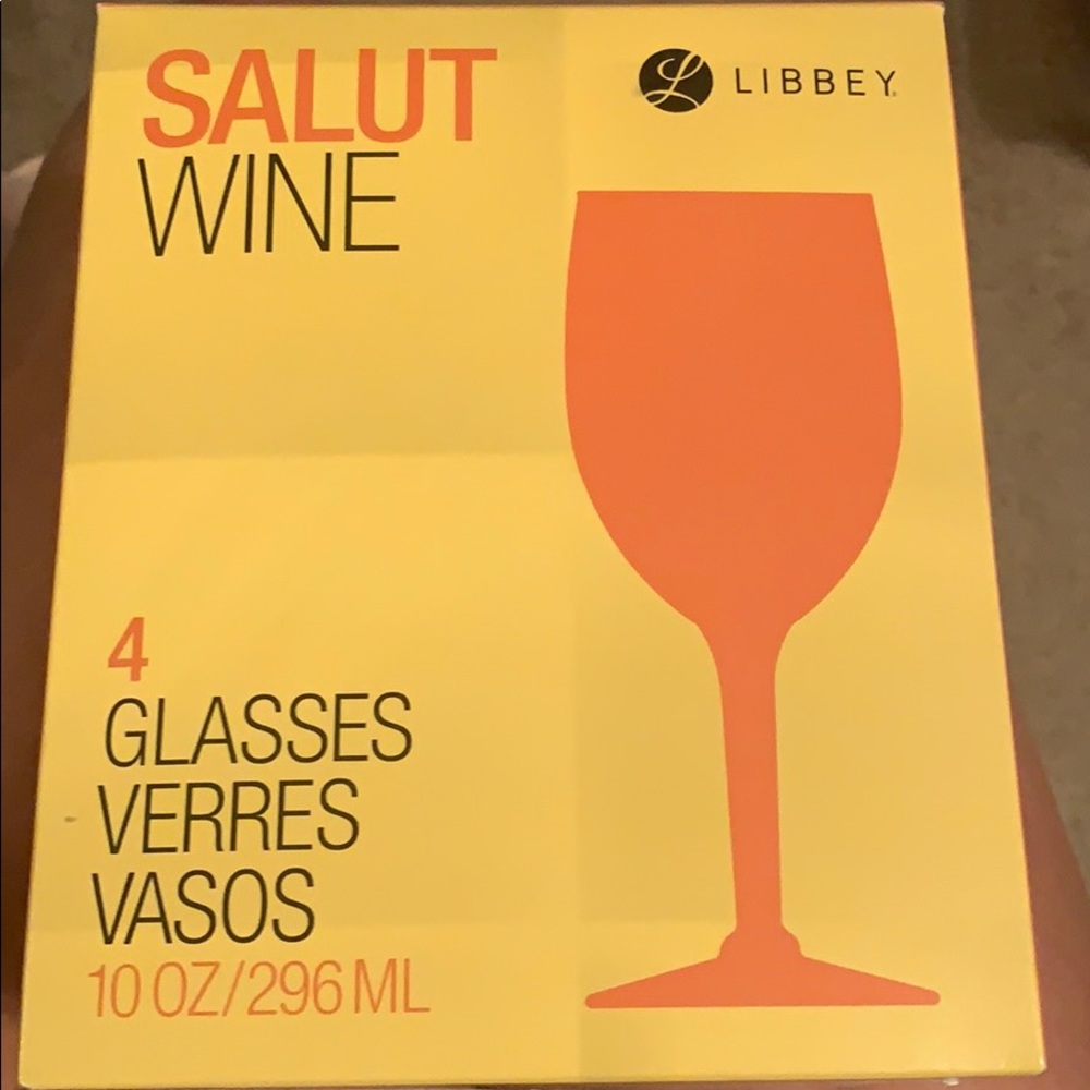 Libbey Salut Wine glasses. Never used, brand new